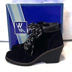 White Mountain Liberty Black Suede Heeled Ankle Boots size 8 W31258-009